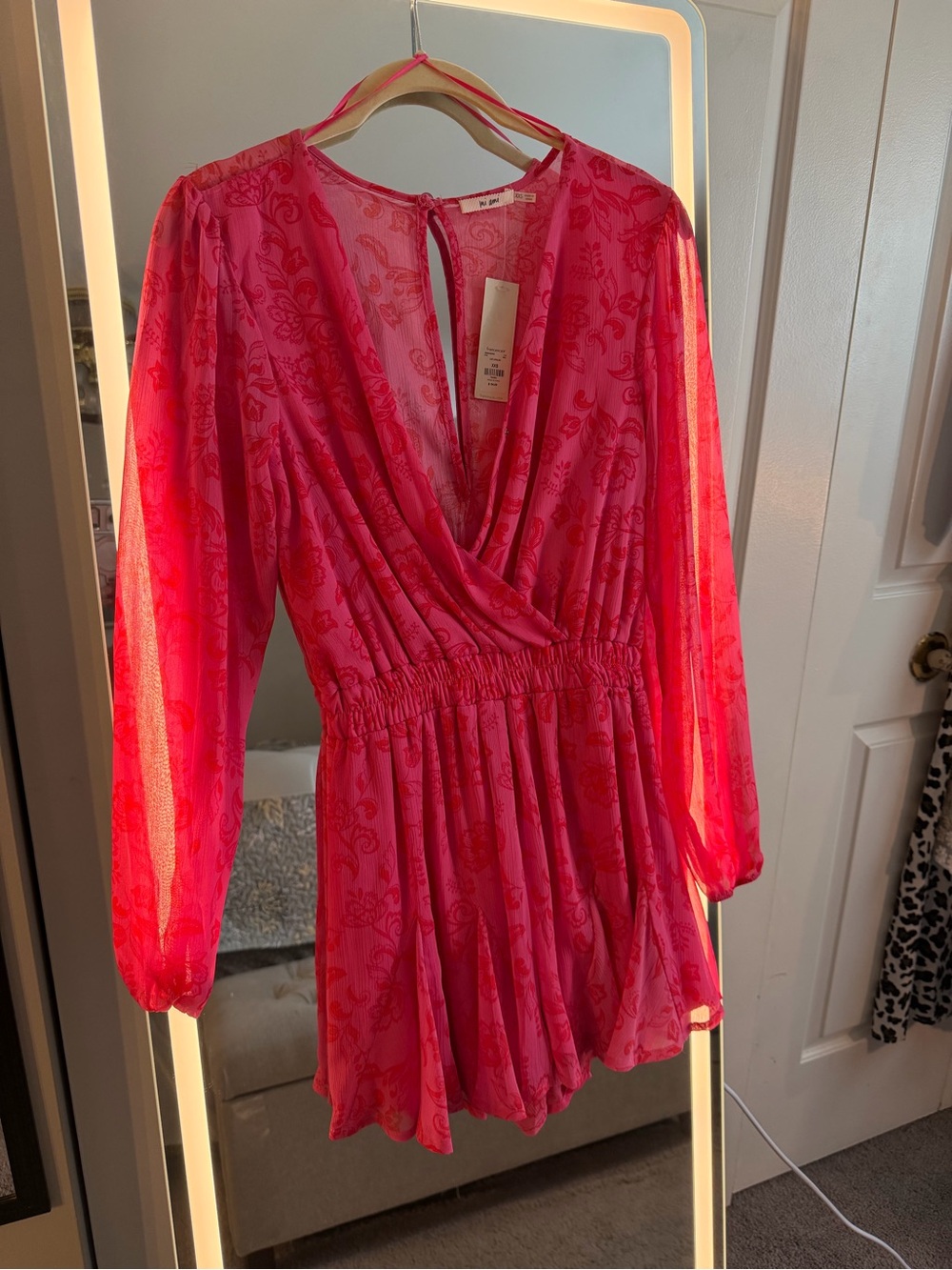 Francesca's Collections Hot Pink Floral Long-Sleeve V-Neck Tunic